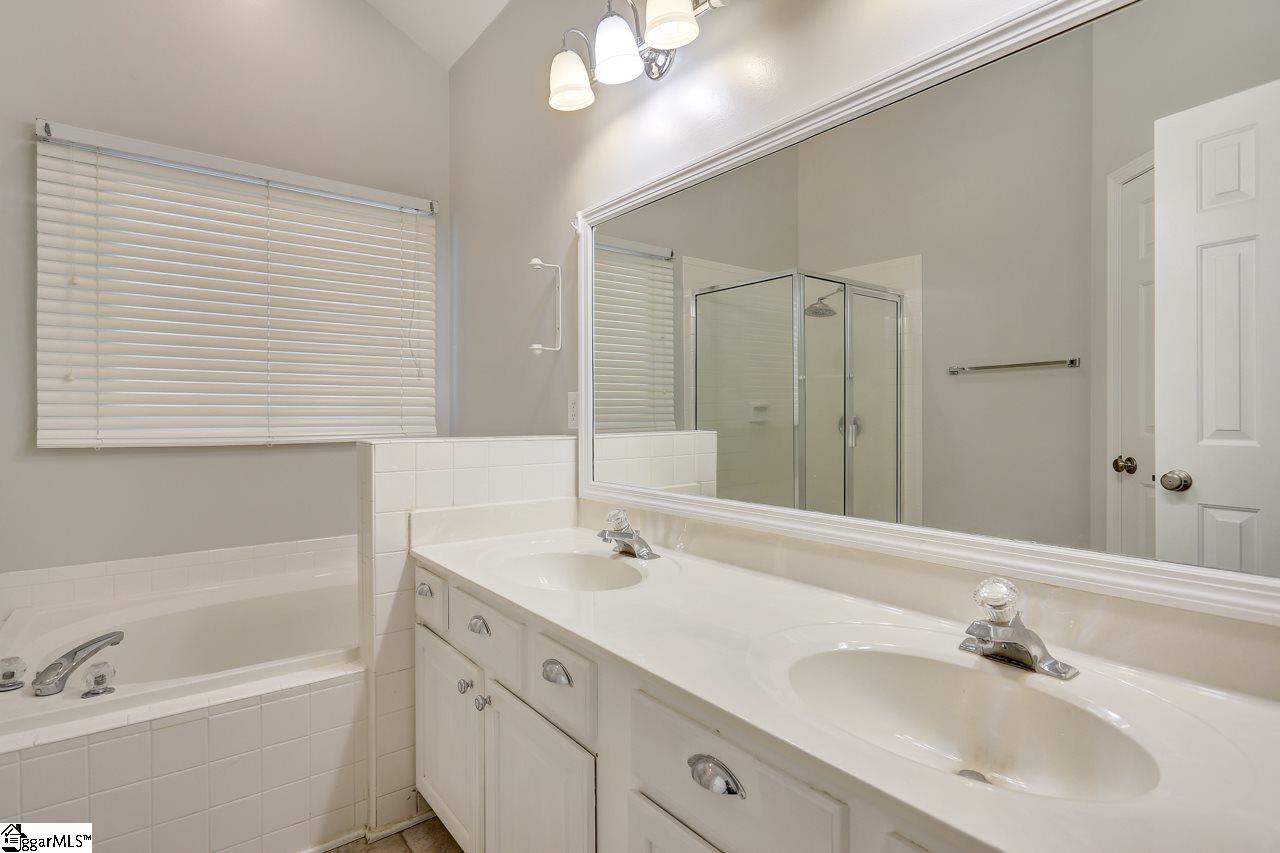 130 Timberleaf Drive Duncan, SC 29334 - Photo 12 of 22 Gallery Image 12