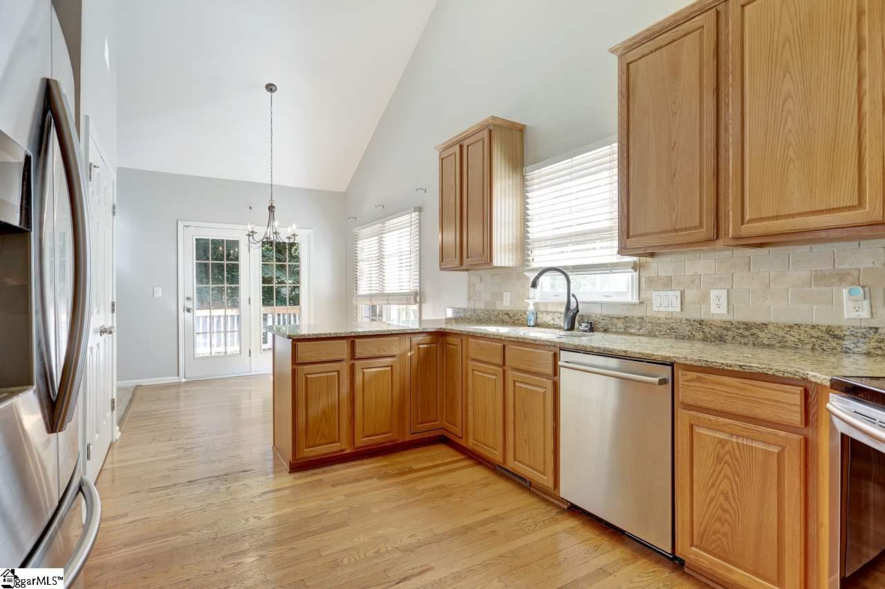 130 Timberleaf Drive Duncan, SC 29334 - Photo 5 of 22 Gallery Image 5