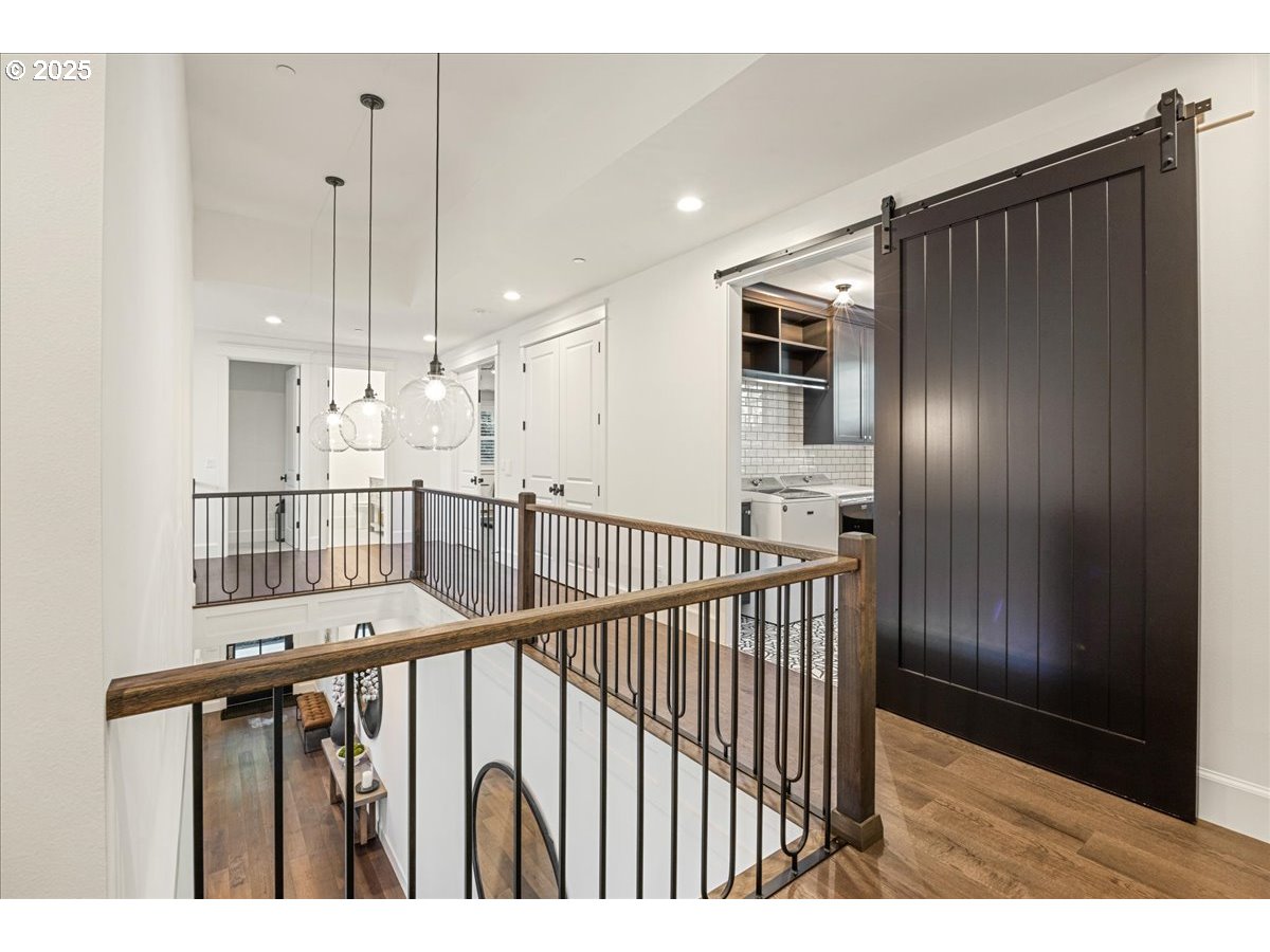 2097 South Military Road Portland, OR 97219 - Photo 27 of 46 Gallery Image 27