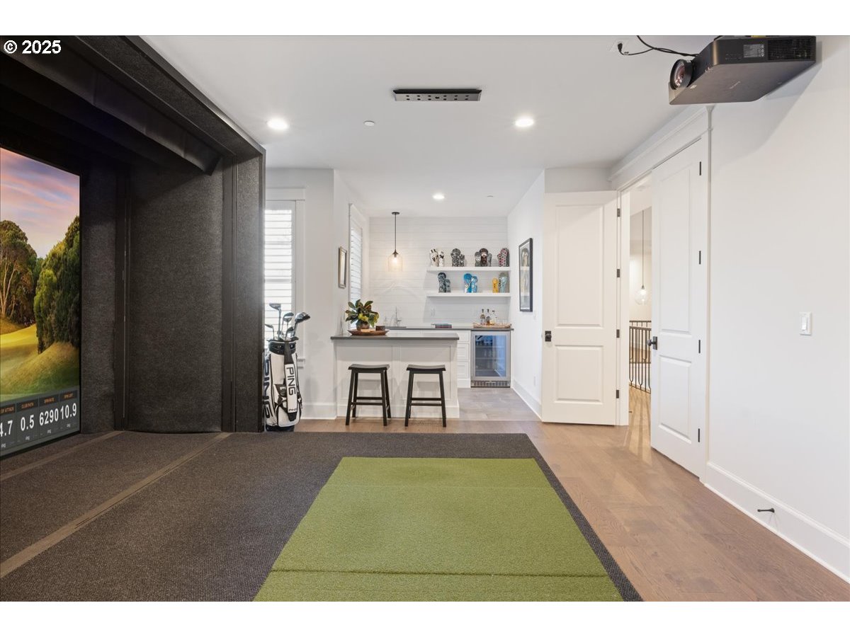 2097 South Military Road Portland, OR 97219 - Photo 43 of 46 Gallery Image 43