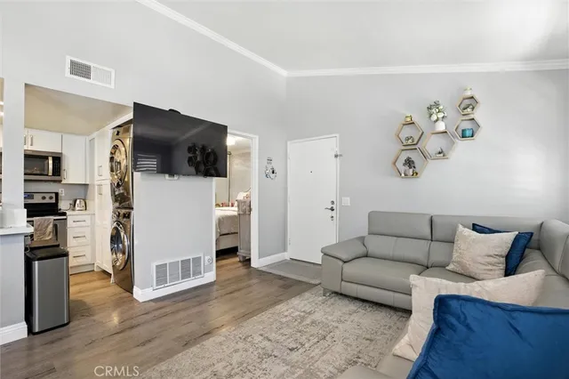 $509,888 | 26212 La Real, Unit D, Mission Viejo, CA 92691