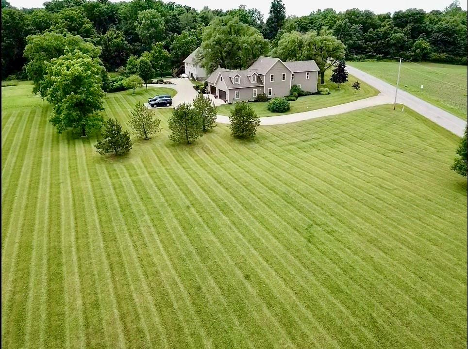 13550 North Black Cemetery Road Albany, IN 47320 - Photo 2 of 40