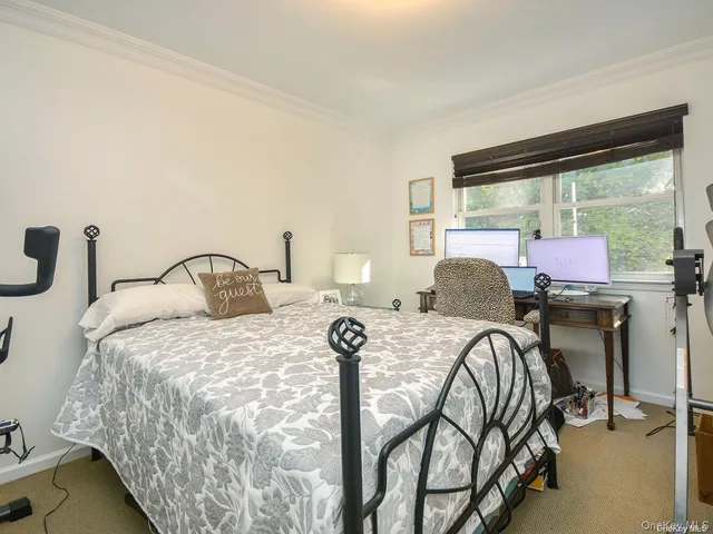 $995,000 | 4 Ale Court, Centerport, NY 11721