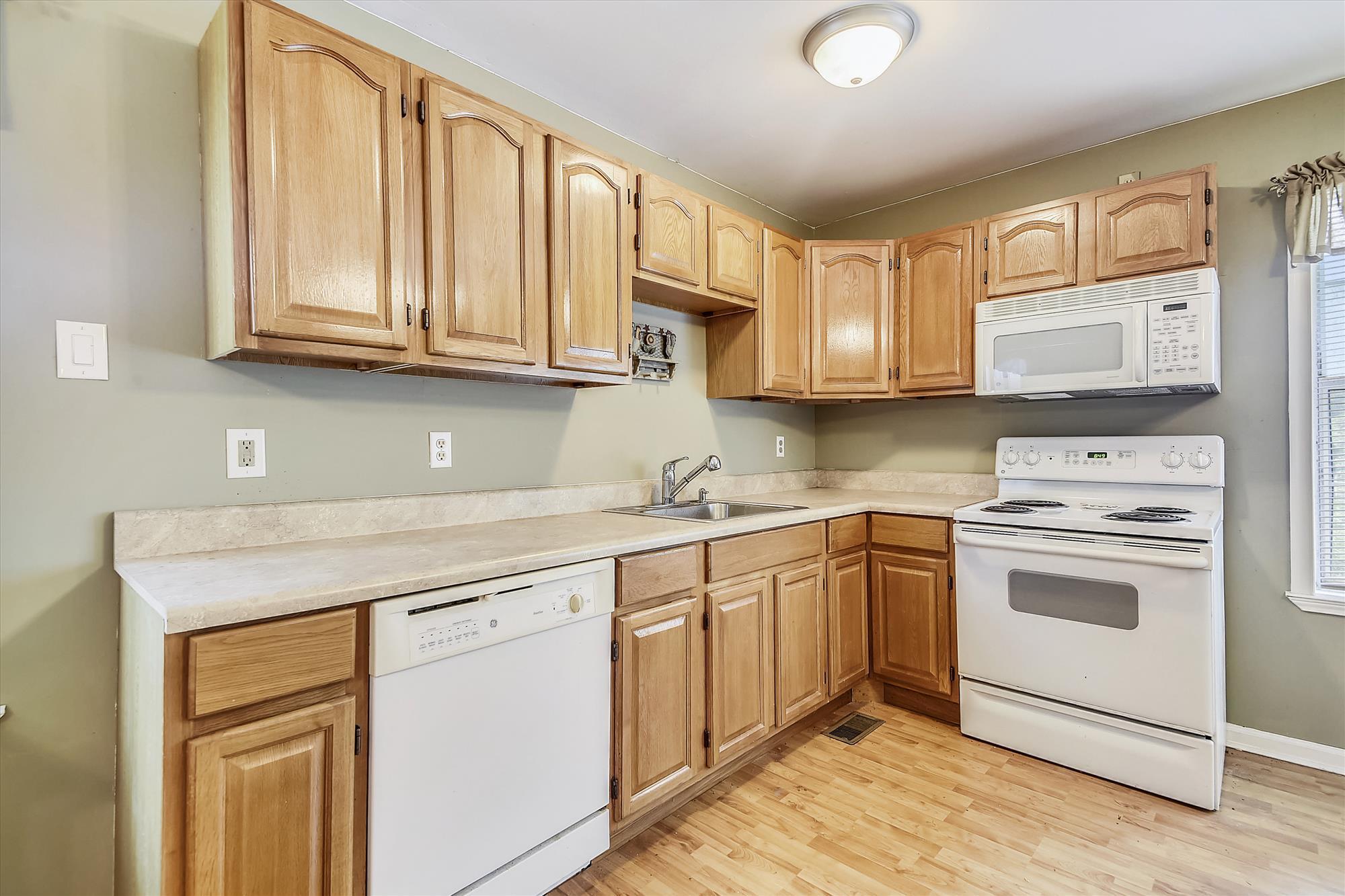 579 Hill Branch Road Ridgeville, SC 29472 - Photo 43 of 53 Garage Apartment-Kitchen-_DSC0372