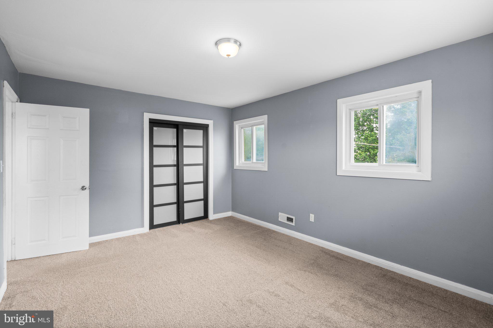 909 Sedgley Road Catonsville, MD 21228 - Photo 25 of 38 Upper Bedroom