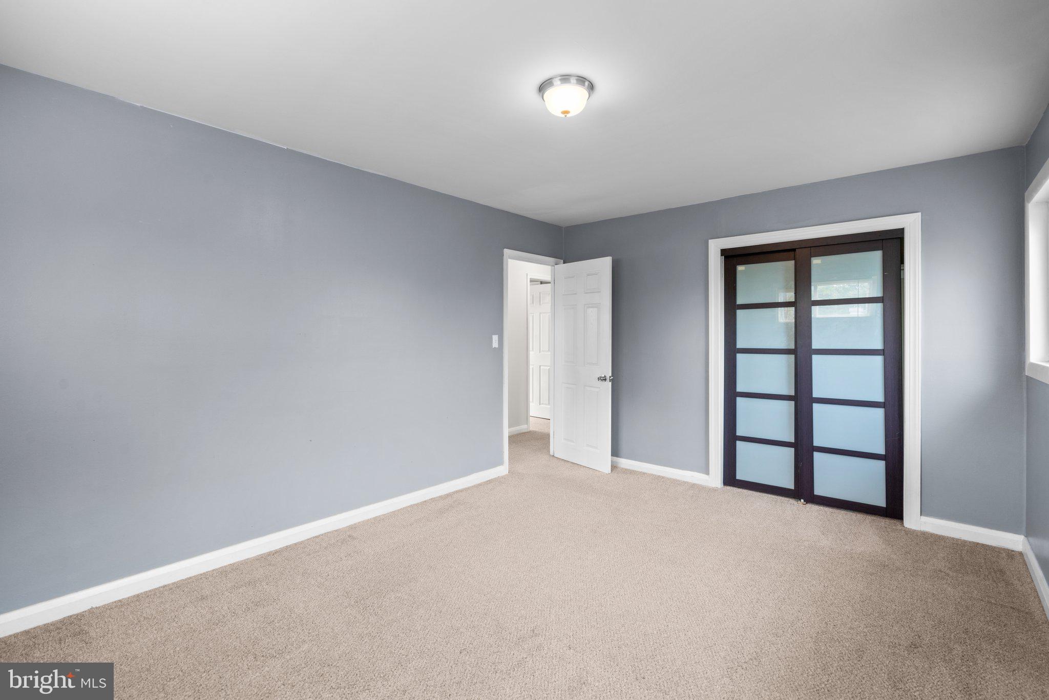 909 Sedgley Road Catonsville, MD 21228 - Photo 26 of 38 Upper Bedroom