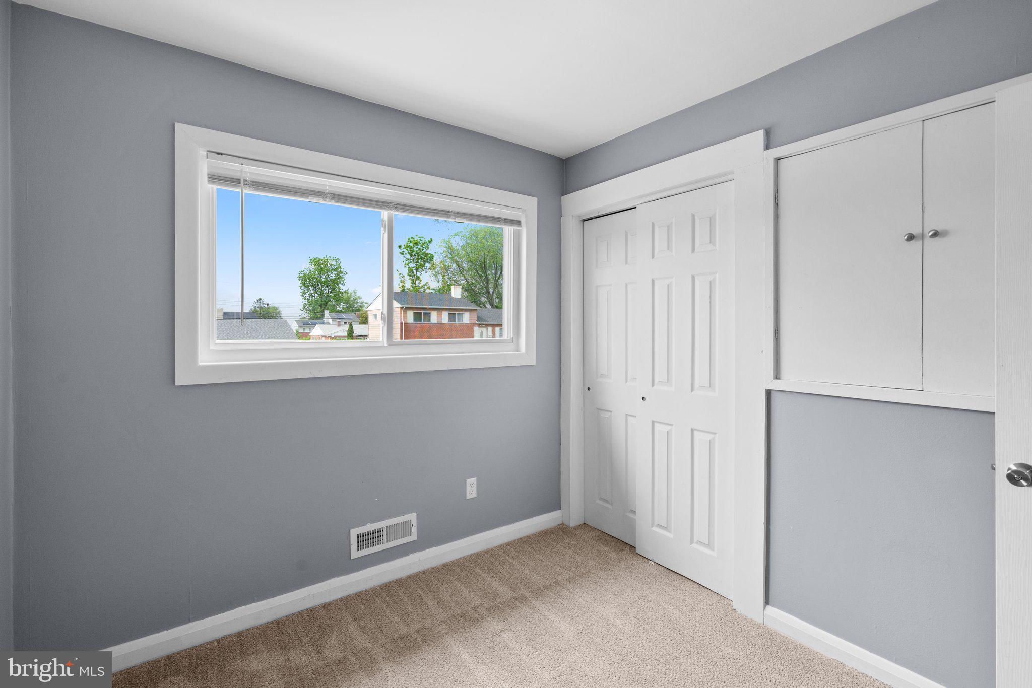 909 Sedgley Road Catonsville, MD 21228 - Photo 27 of 38 Upper Bedroom