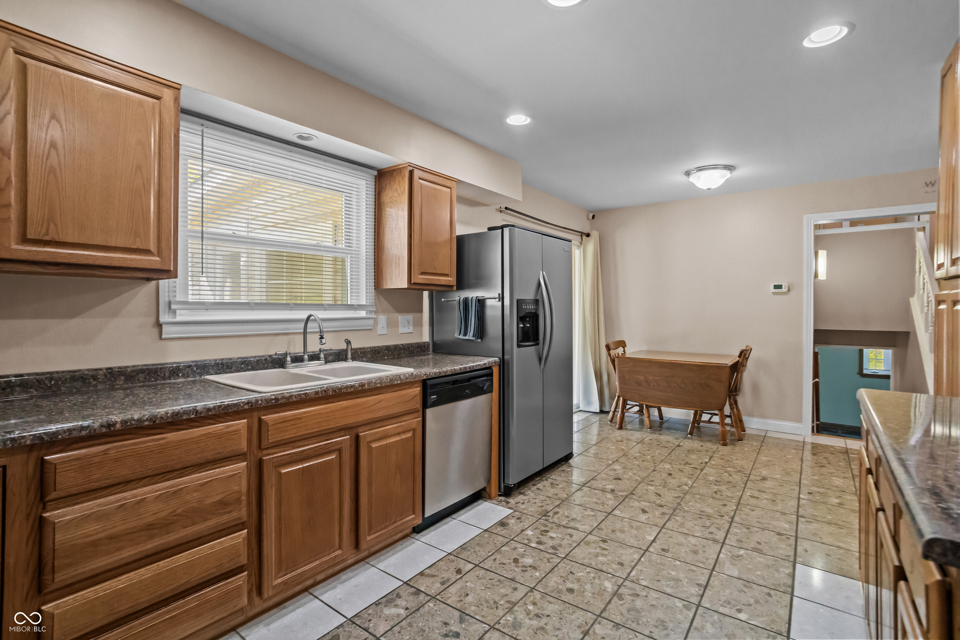 8069 Folkstone Road Indianapolis, IN 46268 - Photo 24 of 54 Gallery Image 24