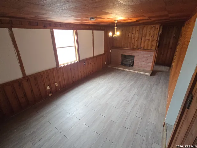 $1,957 | 341 Longview Drive, San Antonio, TX 78220