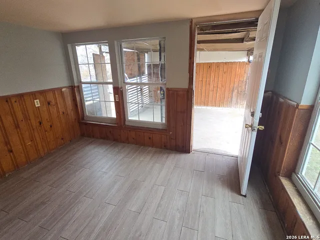 $1,957 | 341 Longview Drive, San Antonio, TX 78220