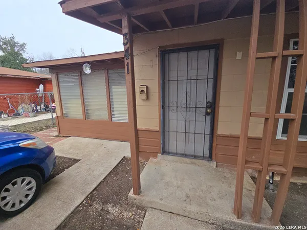 $1,957 | 341 Longview Drive, San Antonio, TX 78220
