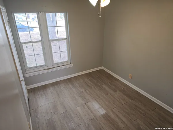 $1,957 | 341 Longview Drive, San Antonio, TX 78220