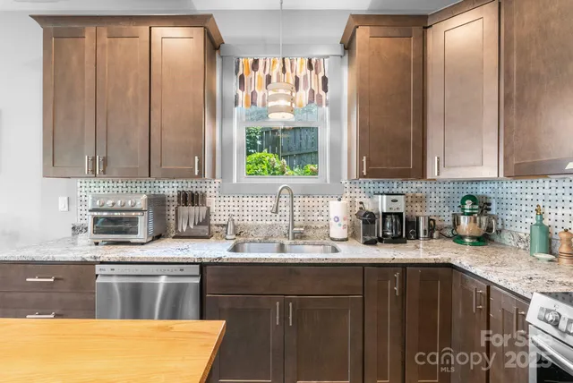 $599,000 | 37 Bryant Street, Asheville, NC 28806