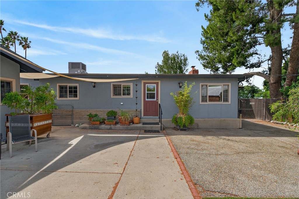 11543 Tulane Avenue Riverside, CA 92507 - Photo 35 of 49 Form the pool fence, looking back towards the house