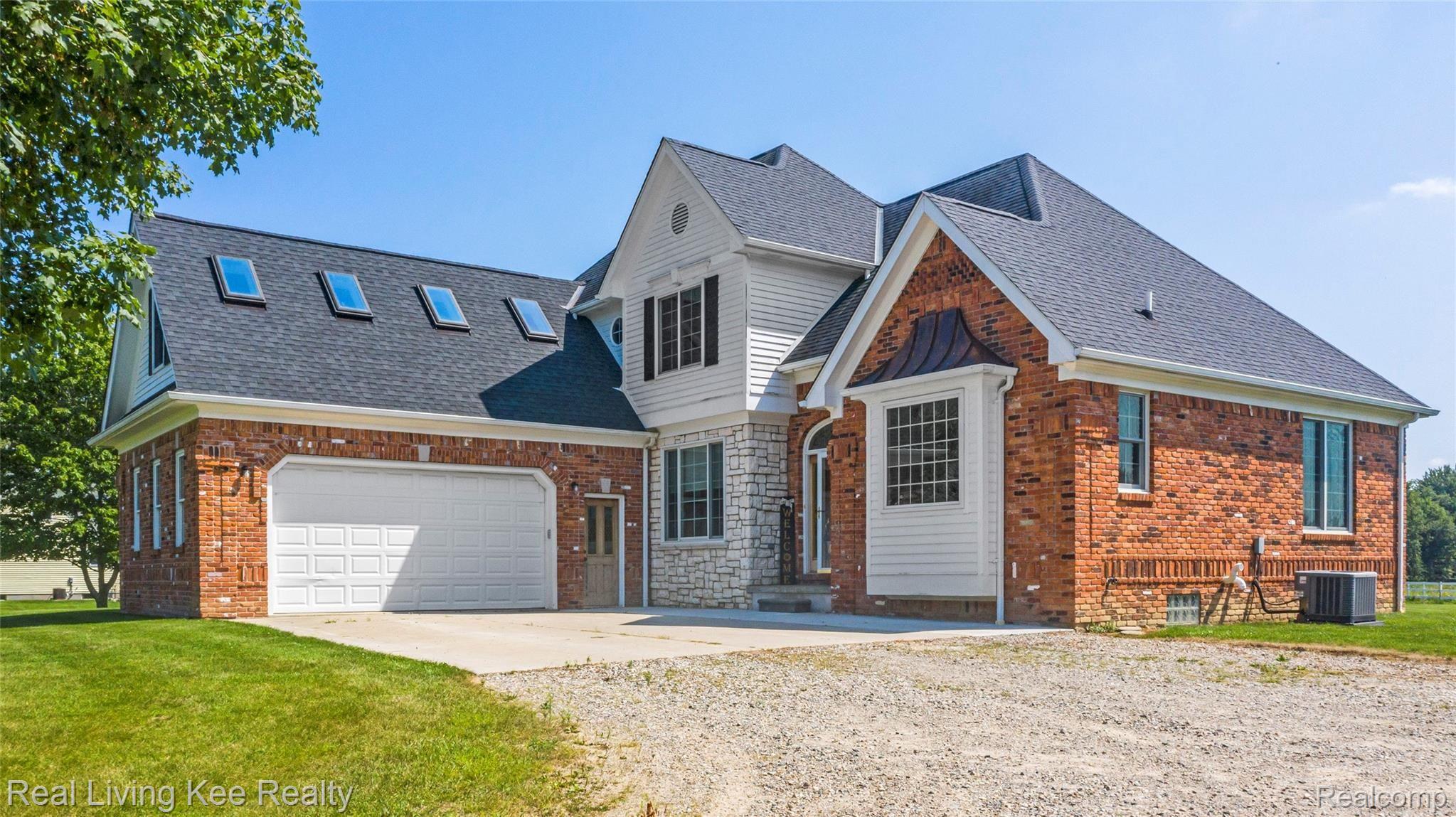 14265 Gilbert Road Allenton, MI 48002 - Photo 2 of 62 DJI_0613.jpg