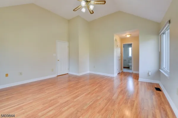 $4,100 | 4 Hawthorne Place, Bernards, NJ 07920