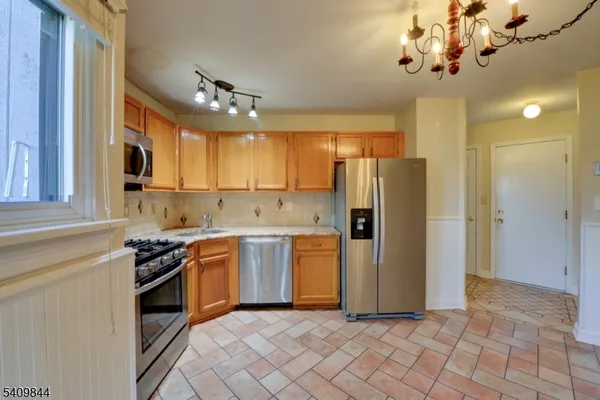 $4,100 | 4 Hawthorne Place, Bernards, NJ 07920