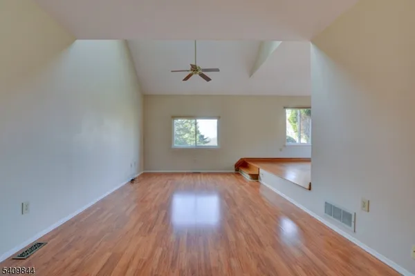 $4,100 | 4 Hawthorne Place, Bernards, NJ 07920