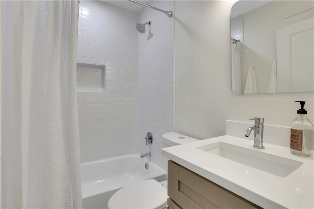 207 Walthall Street Marietta, GA 30064 - Photo 34 of 42 a bathroom with a sink toilet and shower