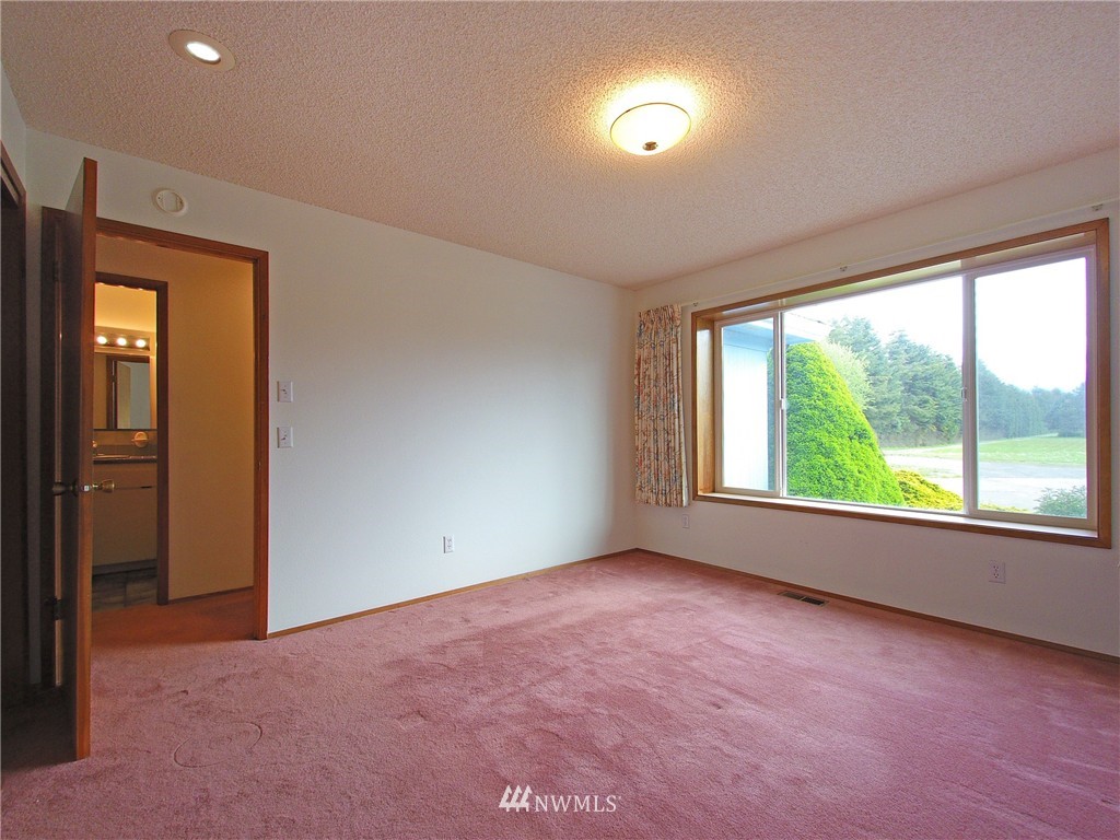 1429 Finn Hall Road Port Angeles, WA 98362 - Photo 19 of 25 Gallery Image 19