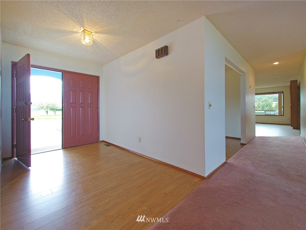 1429 Finn Hall Road Port Angeles, WA 98362 - Photo 4 of 25 Gallery Image 4