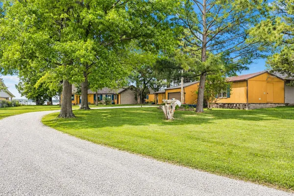 $875,000 | 1020 Coleman Drive, Vinita, OK 74301