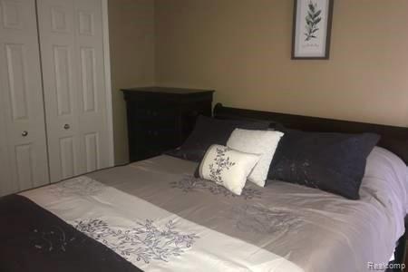 4314 Schaefer Road, Unit 22 Dearborn, MI 48126 - Photo 6 of 12