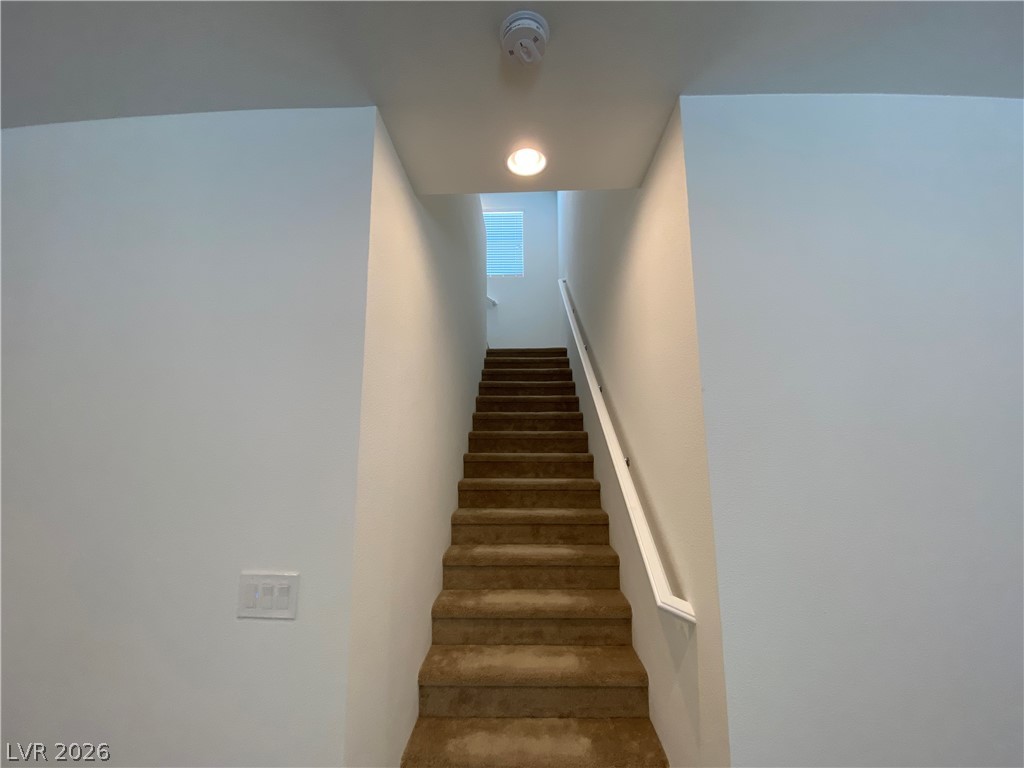 2212 Stone Well Road North Las Vegas, NV 89031 - Photo 9 of 43