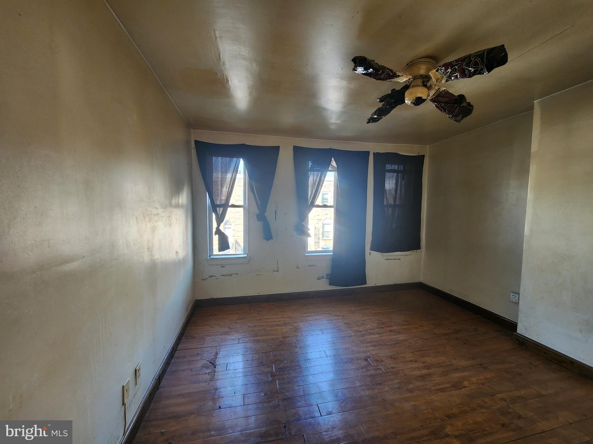 307 South Calhoun Street Baltimore, MD 21223 - Photo 12 of 27