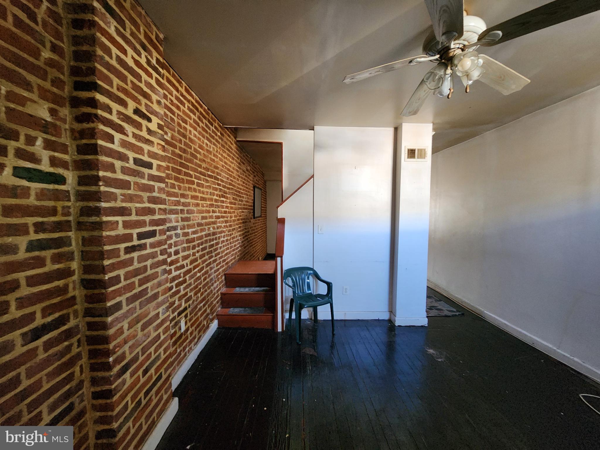 307 South Calhoun Street Baltimore, MD 21223 - Photo 3 of 27