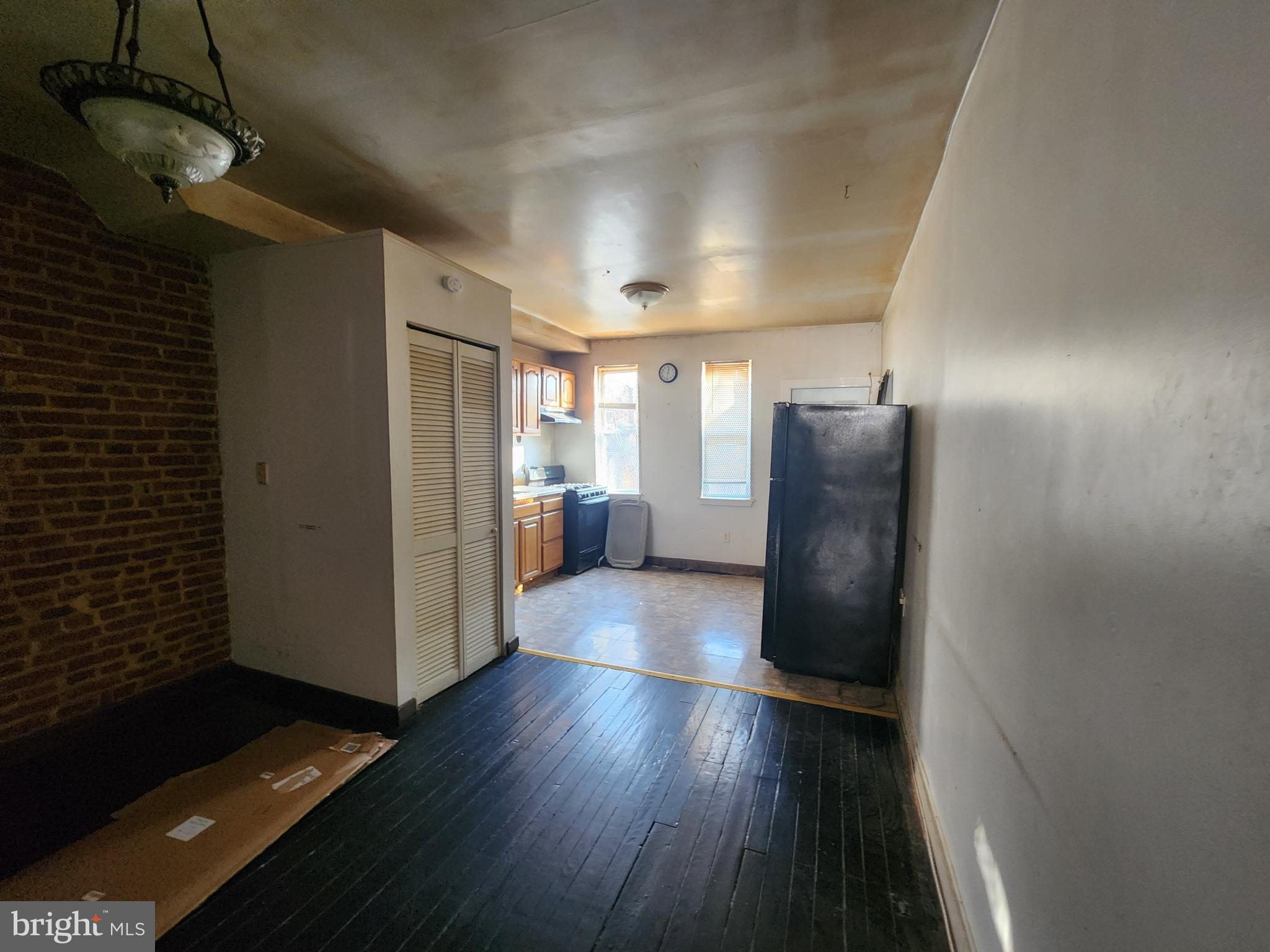 307 South Calhoun Street Baltimore, MD 21223 - Photo 6 of 27