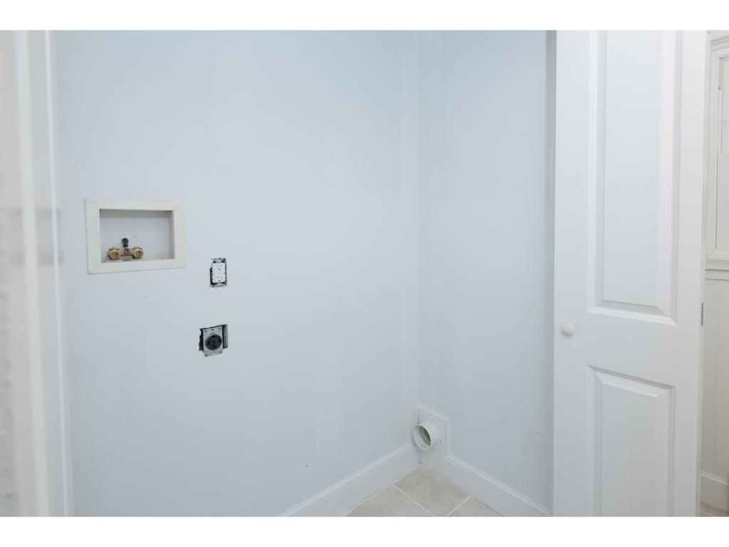 211 Southside Road York, ME 03909 - Photo 11 of 32