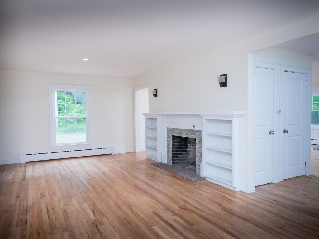 211 Southside Road York, ME 03909 - Photo 9 of 32