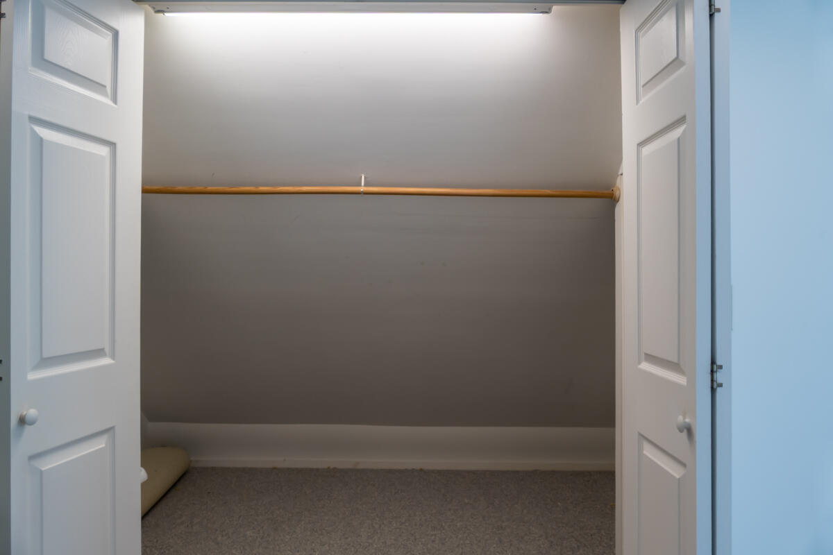 15 Cushing Briggs Road Freeport, ME 04032 - Photo 36 of 86 44-Primary bedroom suite (10 of 10)