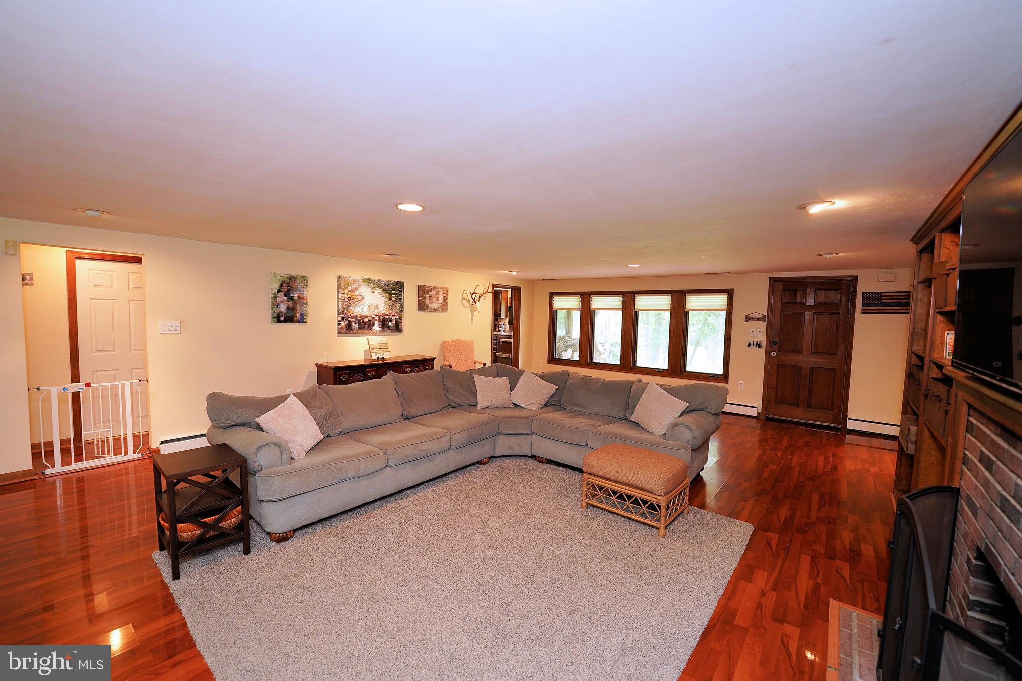 1015 Bear Tavern Road Ewing, NJ 08628 - Photo 7 of 30