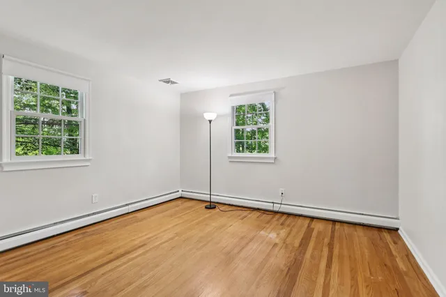 a view of a backyard with garden