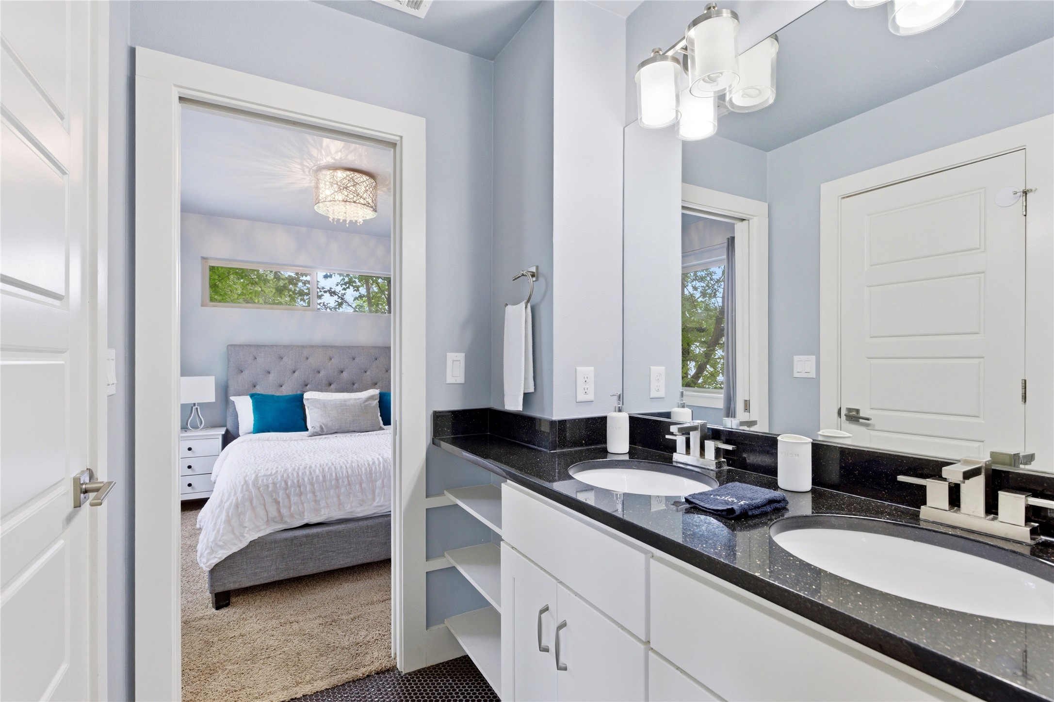 2202 Willow Street, Unit B Austin, TX 78702 - Photo 12 of 21 Ensuite bathroom with double vanity and carpet