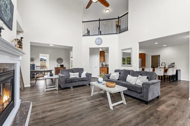 $699,900 | 34823 Highway 15, Kimball, MN 55353