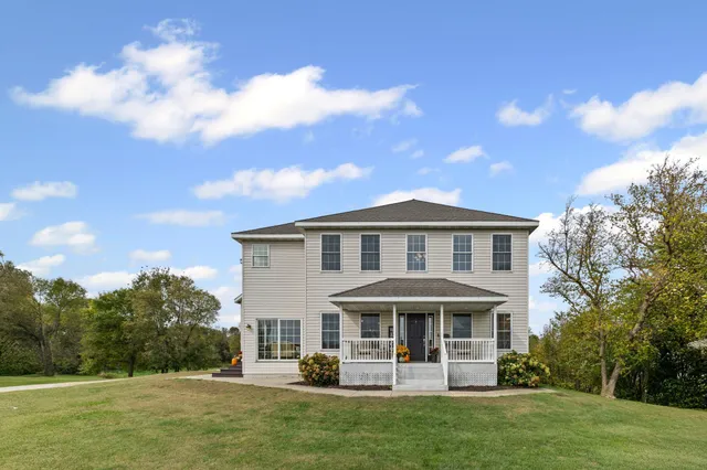 $699,900 | 34823 Highway 15, Kimball, MN 55353