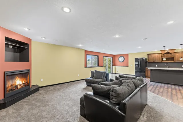 $699,900 | 34823 Highway 15, Kimball, MN 55353