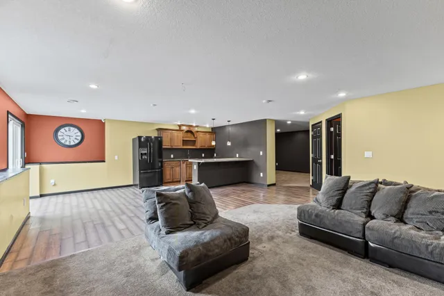 $699,900 | 34823 Highway 15, Kimball, MN 55353