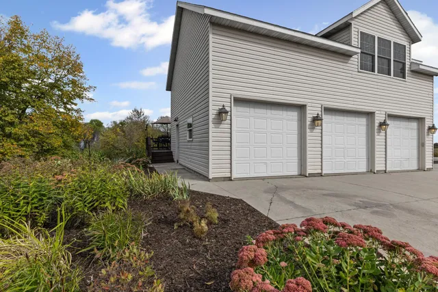 $699,900 | 34823 Highway 15, Kimball, MN 55353