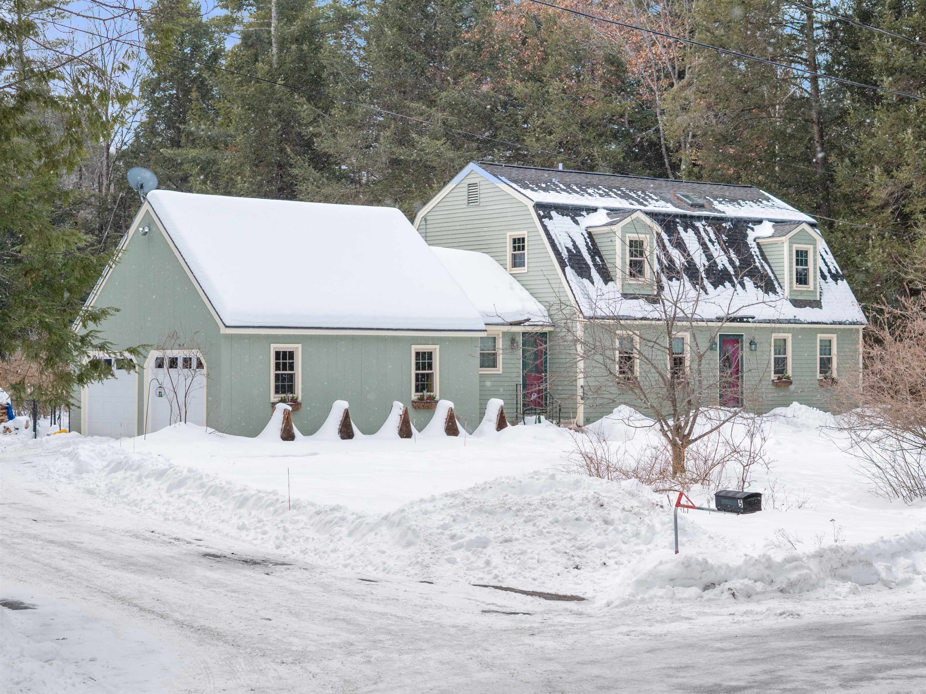 5 Piney Road Brookfield, NH 03872 - Photo 2 of 42