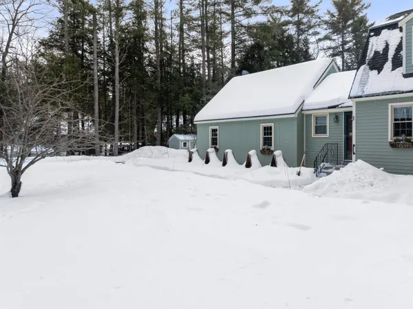 $579,900 | 5 Piney Road, Brookfield, NH 03872