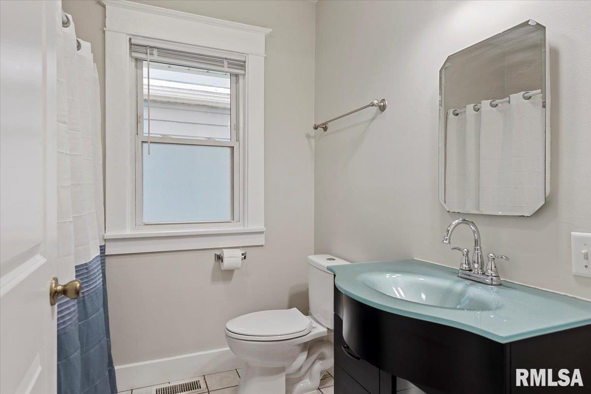 1900 South Spring Street Springfield, IL 62704 - Photo 15 of 29