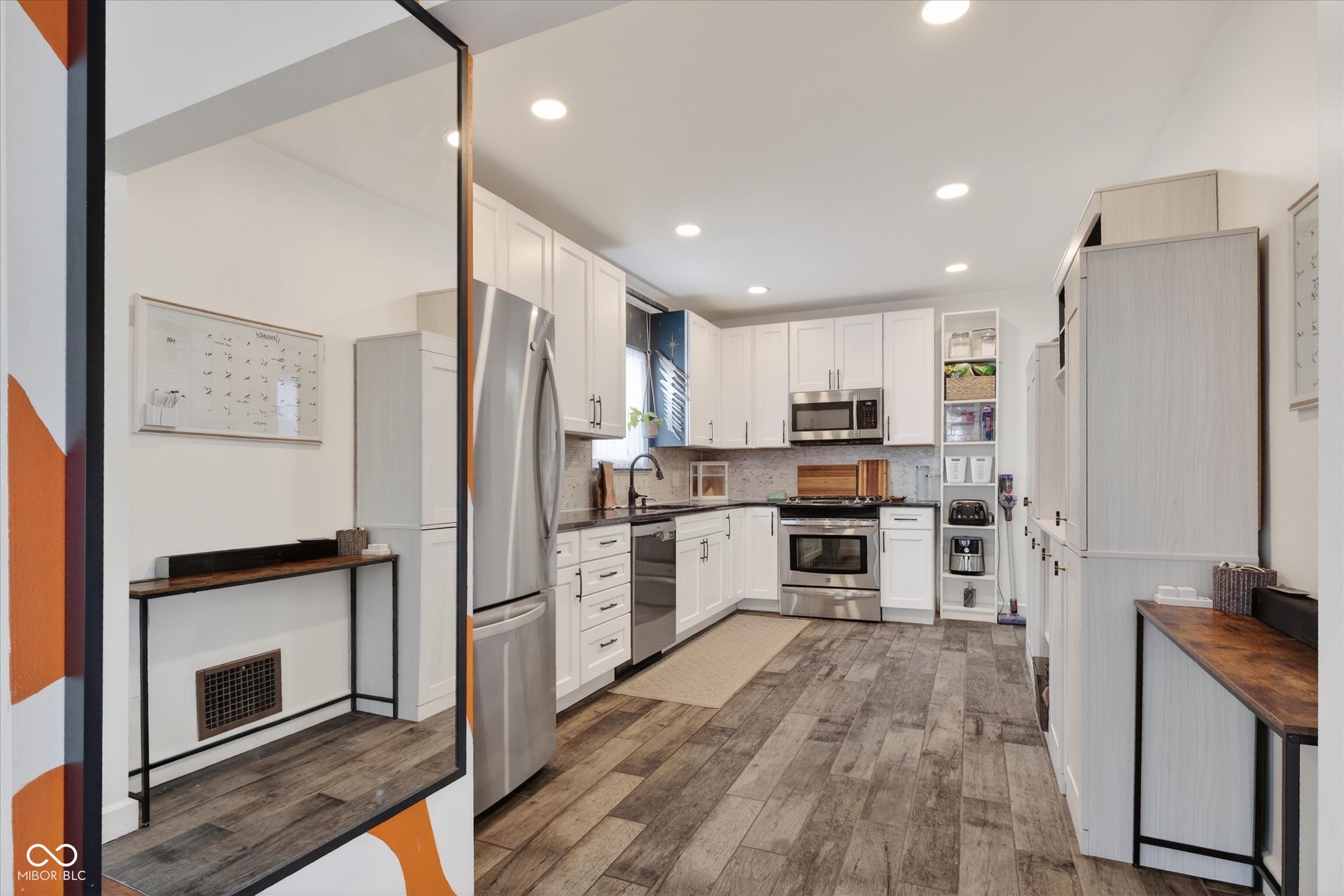 2841 Ruckle Street Indianapolis, IN 46205 - Photo 16 of 41