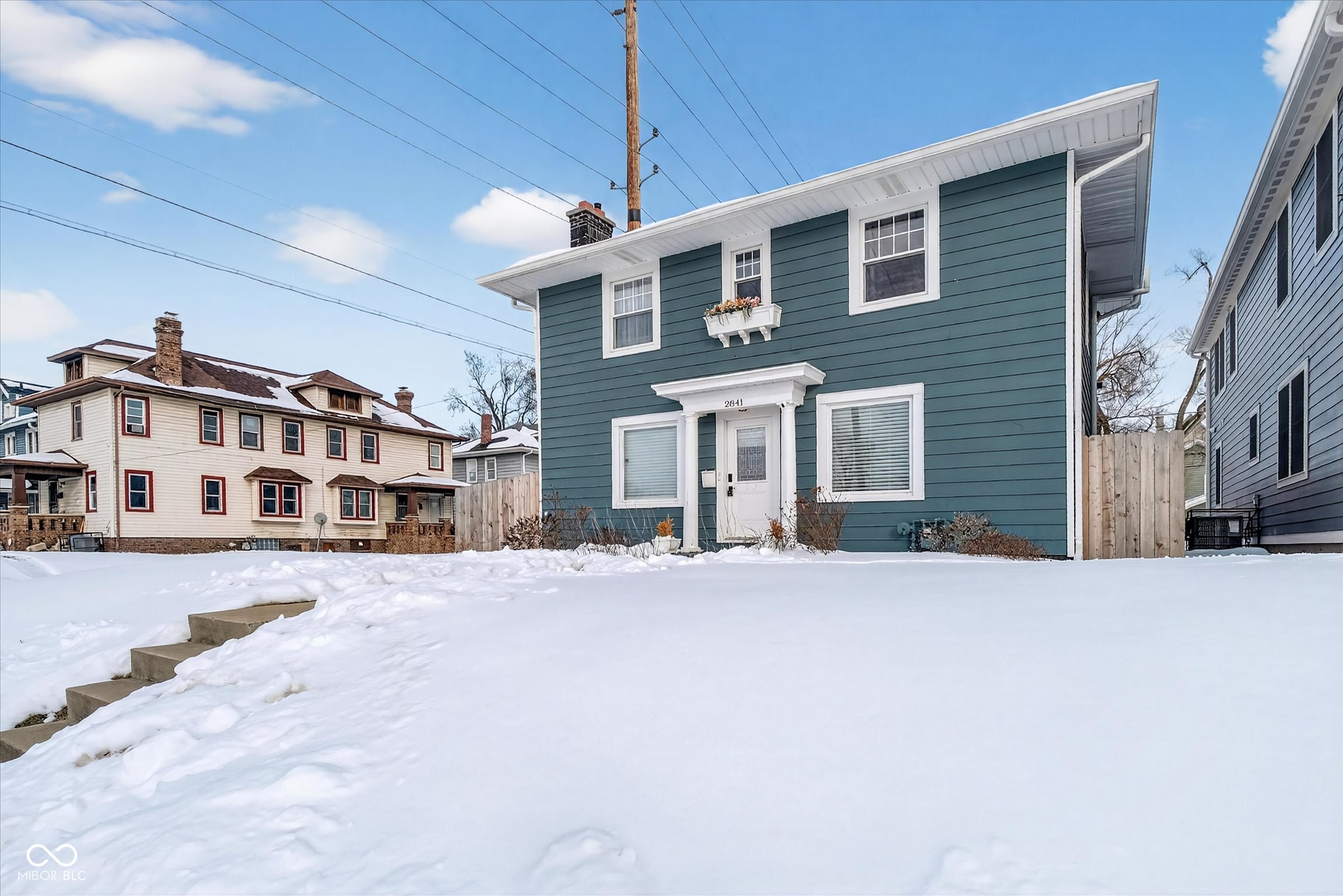 2841 Ruckle Street Indianapolis, IN 46205 - Photo 2 of 41