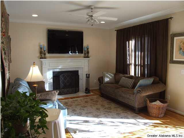 2412 Dolly Ridge Road Birmingham, AL 35243 - Photo 2 of 30