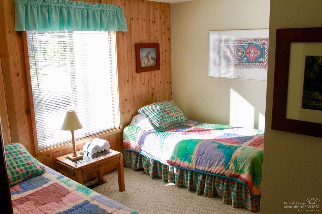 13832 Bishops Cap Black Butte Ranch, OR 97759 - Photo 11 of 21 Additional Photo