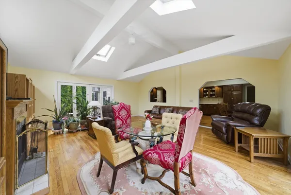 $550,000 | 24 Burning Bush Trail, Crystal Lake, IL 60012